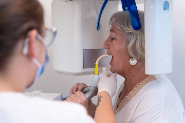Best Emergency Tooth Extraction in Midway City, CA